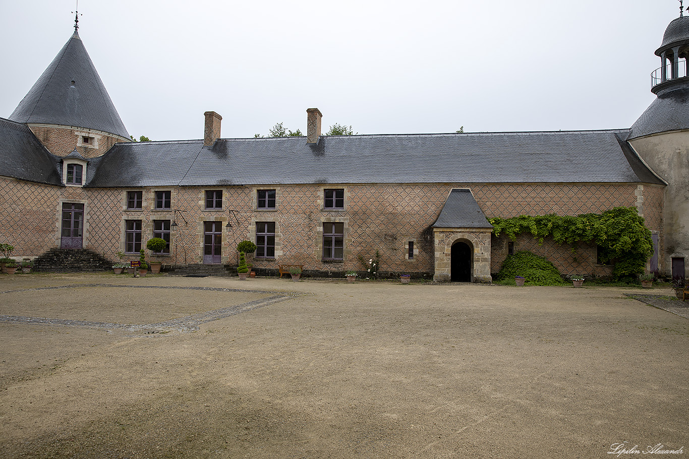 Замок Шамероль (Château de Chamerolle) 