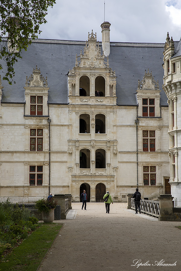 Замок Азэ-лё-Ридо (Château d'Azay-le-Rideau) 