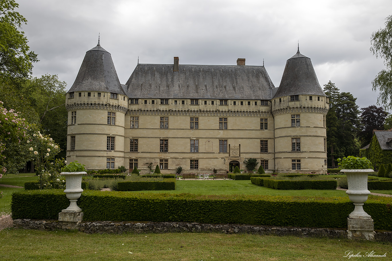 Замок Ислетт (Château de l'Islette)