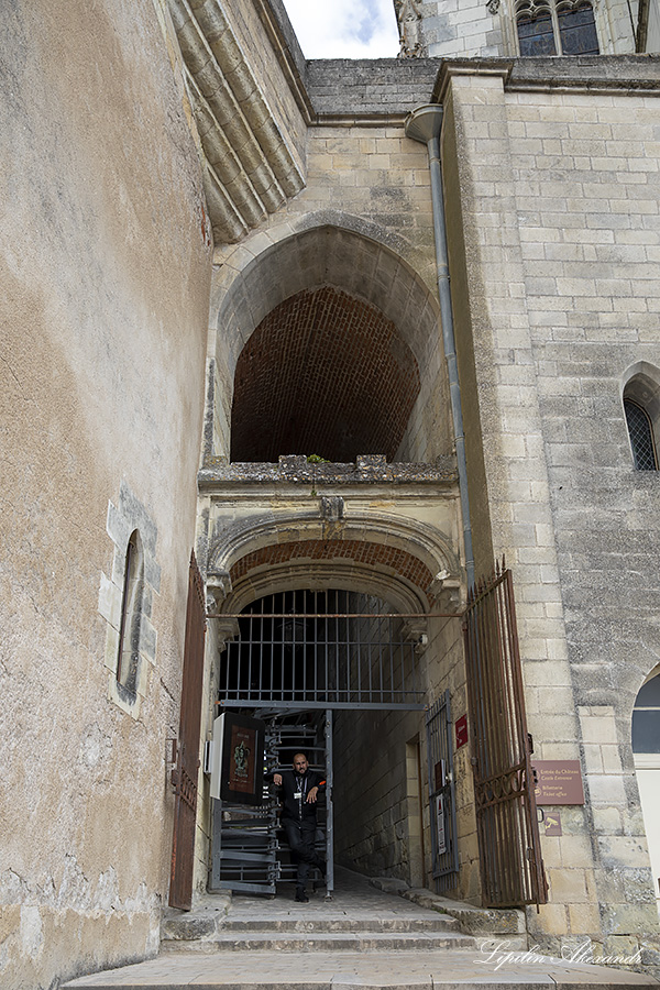 Королевский замок Амбуаз (Château Royal d'Amboise) 