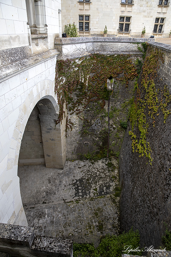 Королевский замок Амбуаз (Château Royal d'Amboise) 