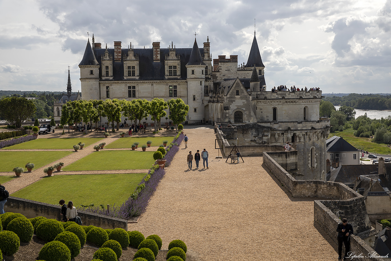 Королевский замок Амбуаз (Château Royal d'Amboise) 