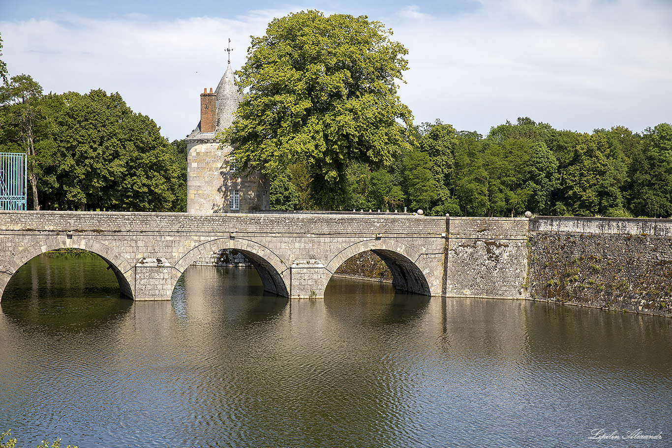 Замок Сюлли-сюр-Луар (Château de Sully-sur-Loire) 