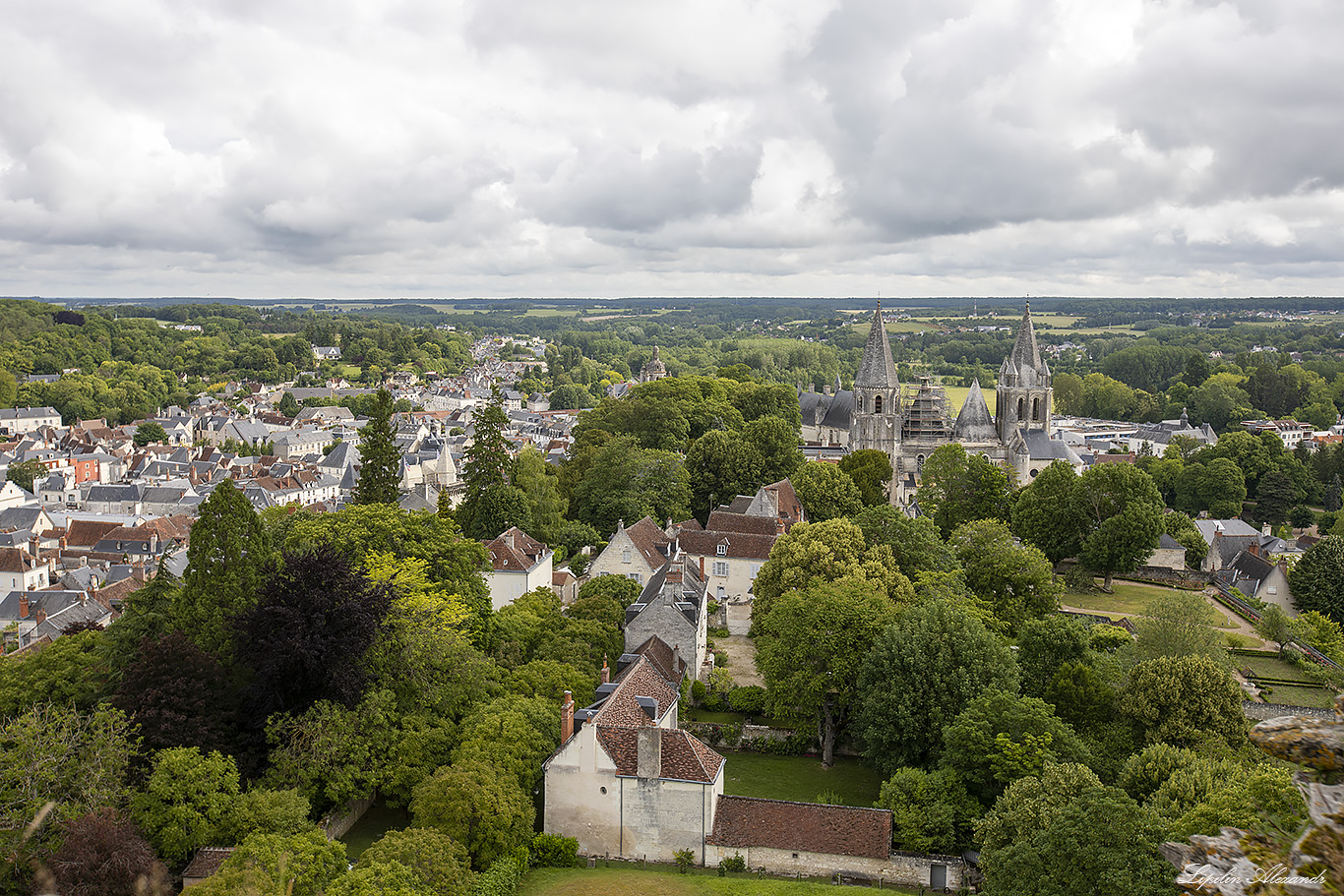 Замок Лош (Château de Loches) 