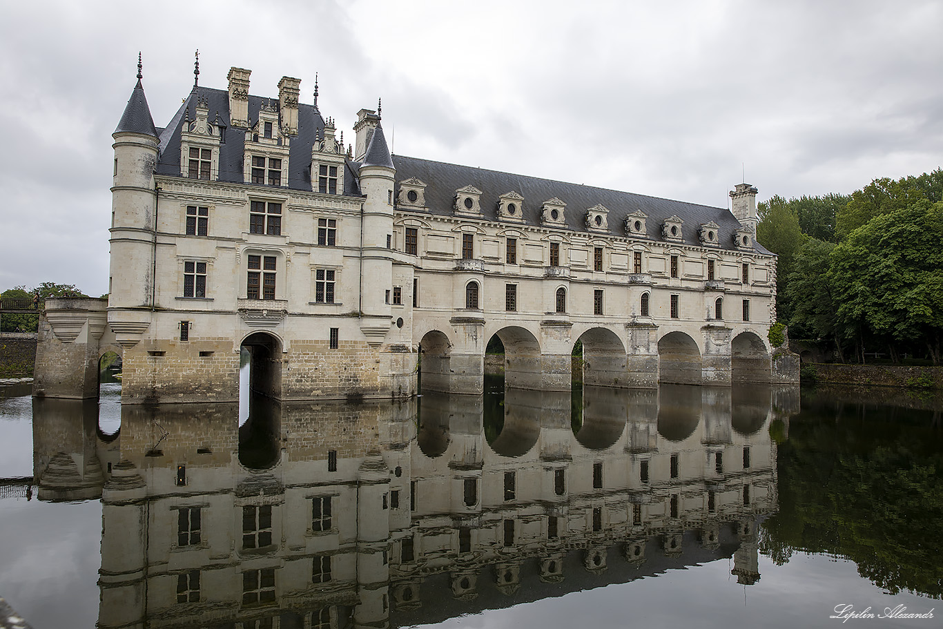 Замок Шенонсо (Château de Chenonceau) 