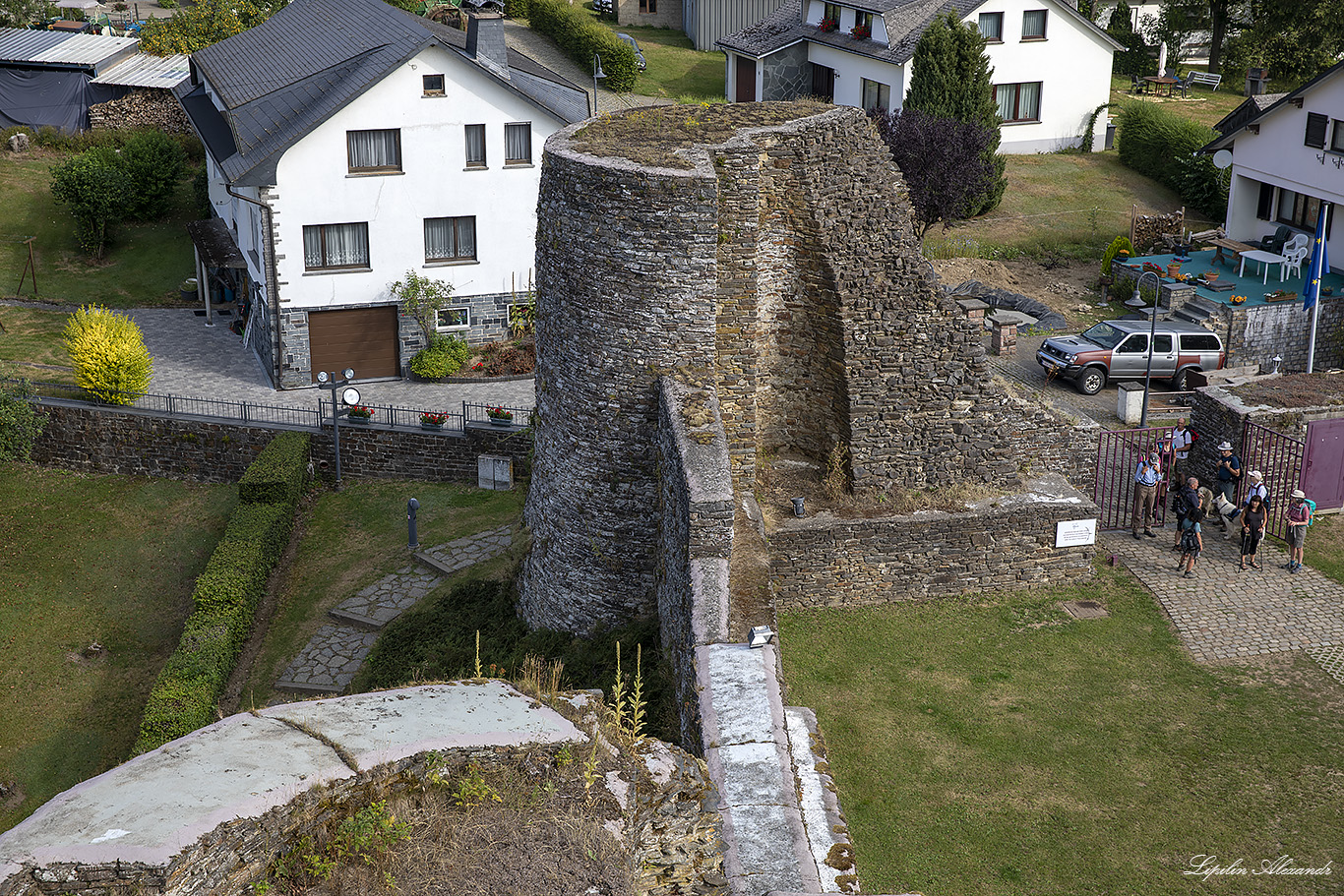 Замок Бург-Ройланд ( Chateau de Burg-Reuland) 