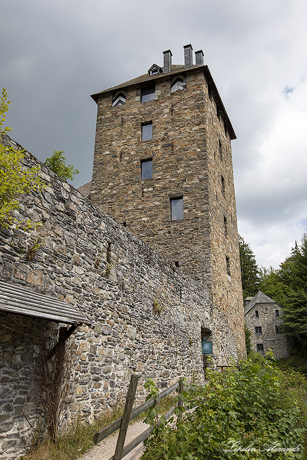 Замок Рейнхардштейн (Chateau de Reinhardstein) 