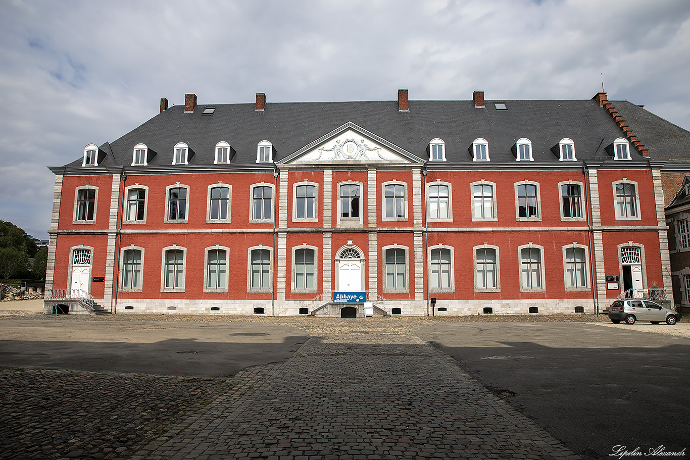 Аббатство Ставло (Abbaye de Stavelot)