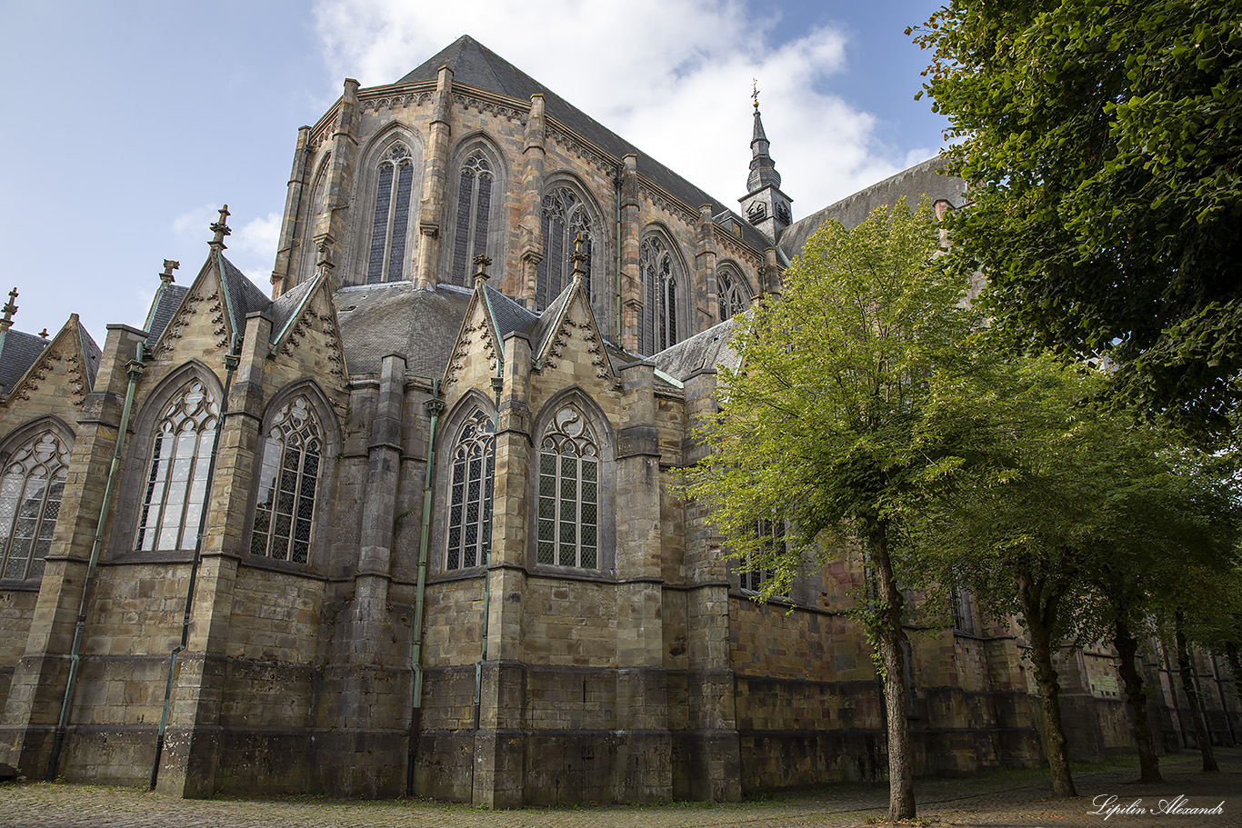 Базилика Святых Петра и Павла (Basilique Saint Hubert)  - Сент-Юбер (Saint-Hubert) - Бельгия (Belgium)