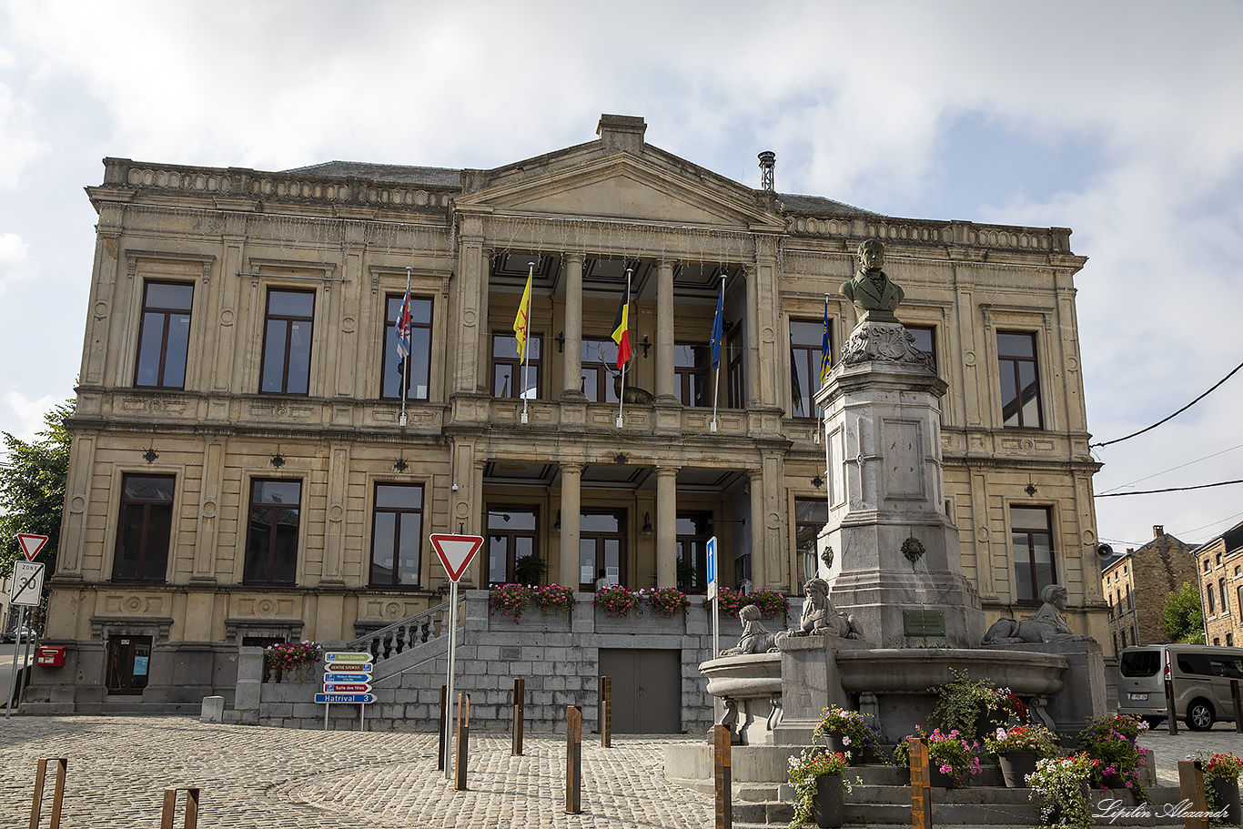 Базилика Святых Петра и Павла (Basilique Saint Hubert)  - Сент-Юбер (Saint-Hubert) - Бельгия (Belgium)