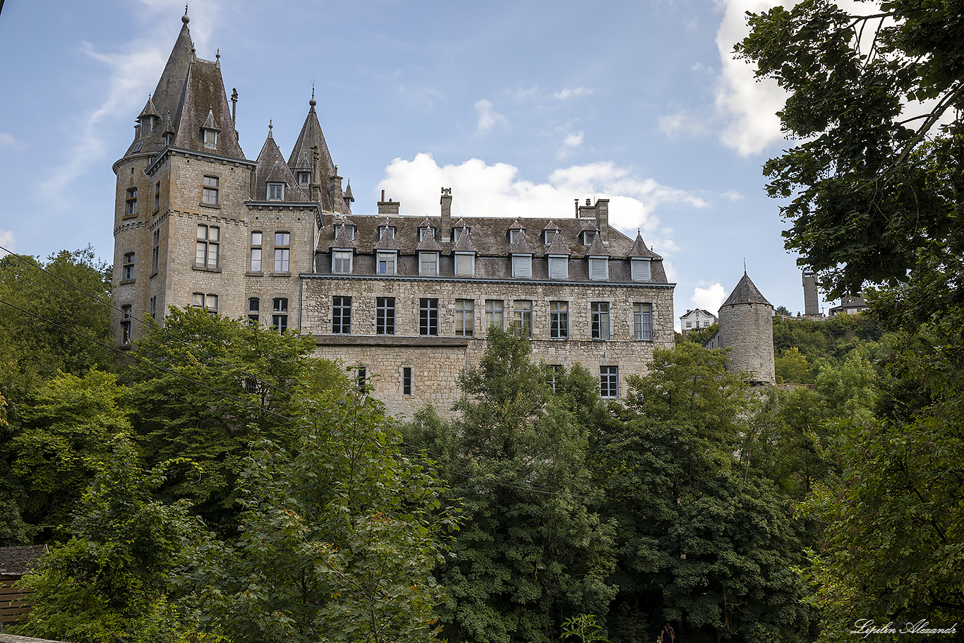 Замок Дюрбюи (Le chateau de Durbuy)  - Дюрбюи (Durbuy)