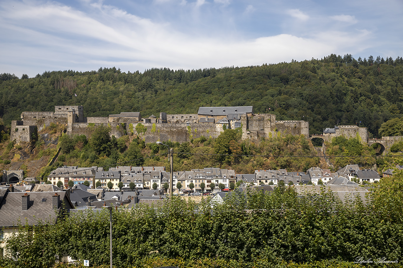 Буйонский замок (Chateau de Bouillon) 