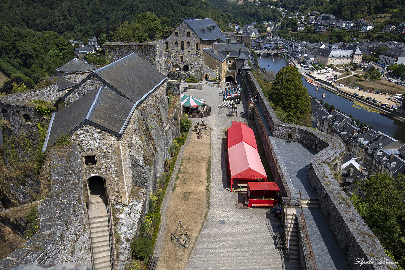 Буйонский замок (Chateau de Bouillon) 