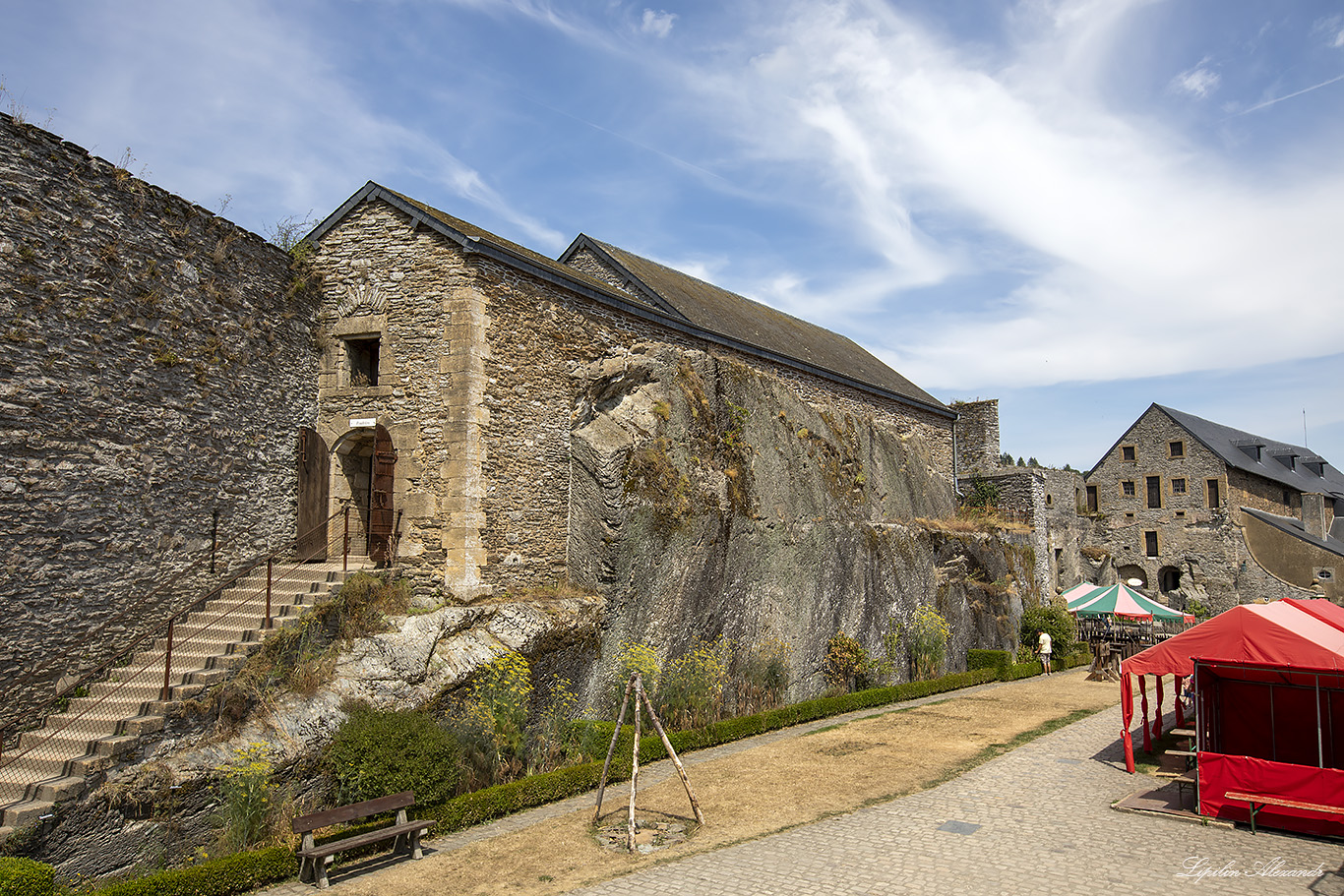 Буйонский замок (Chateau de Bouillon) 