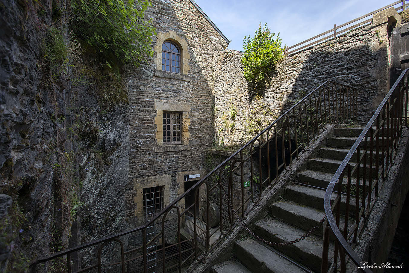 Буйонский замок (Chateau de Bouillon) 