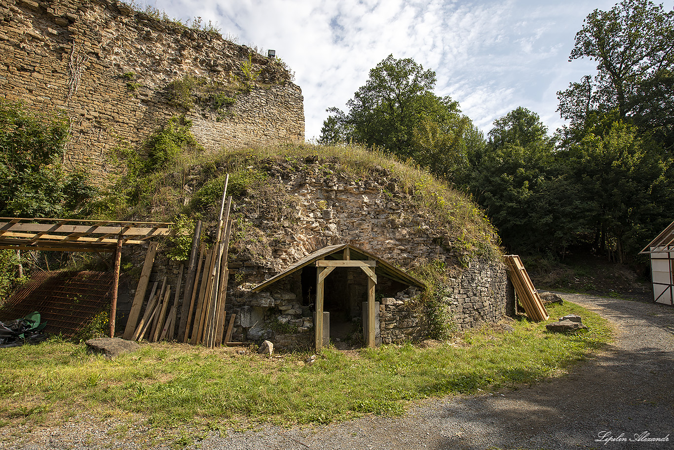 Замок Франшимон (Chateau de Franchimont) - Тё (Theux)