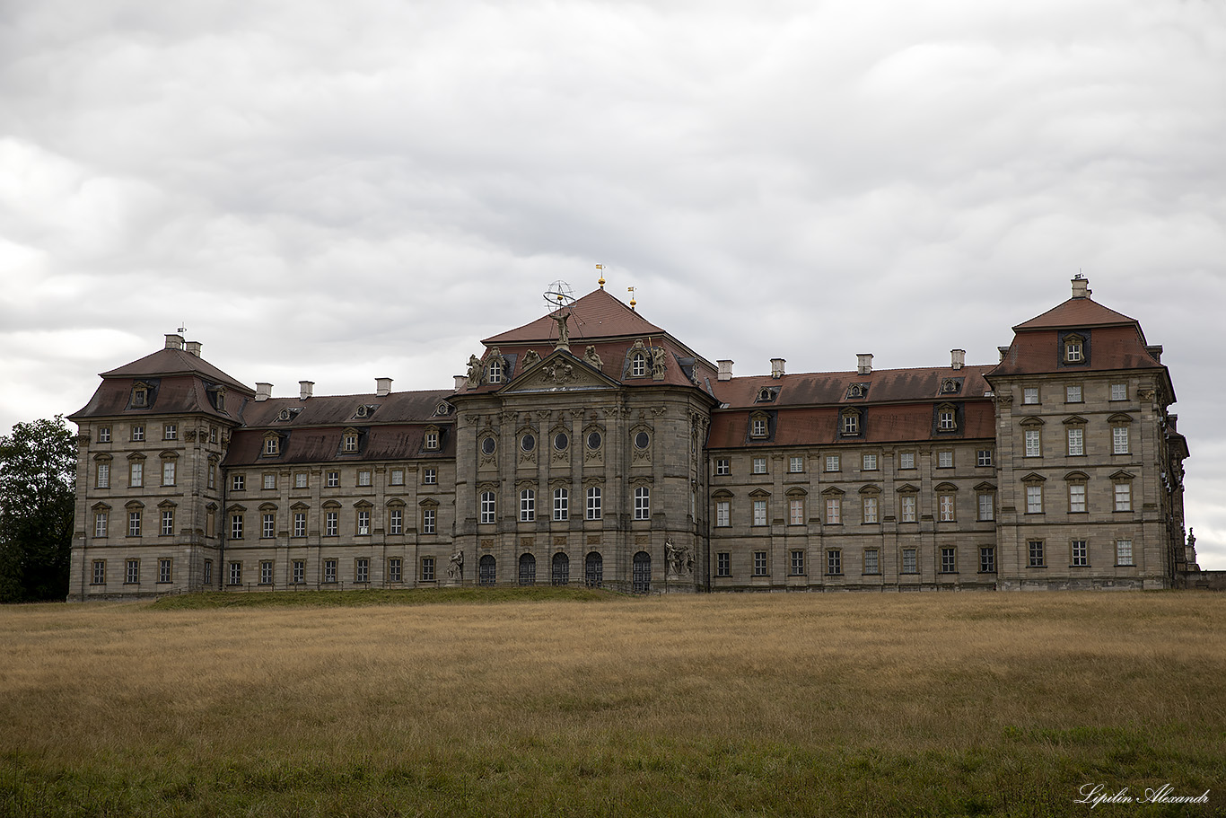 Замок Вайссенштайн (Schloss Weissenstein) 