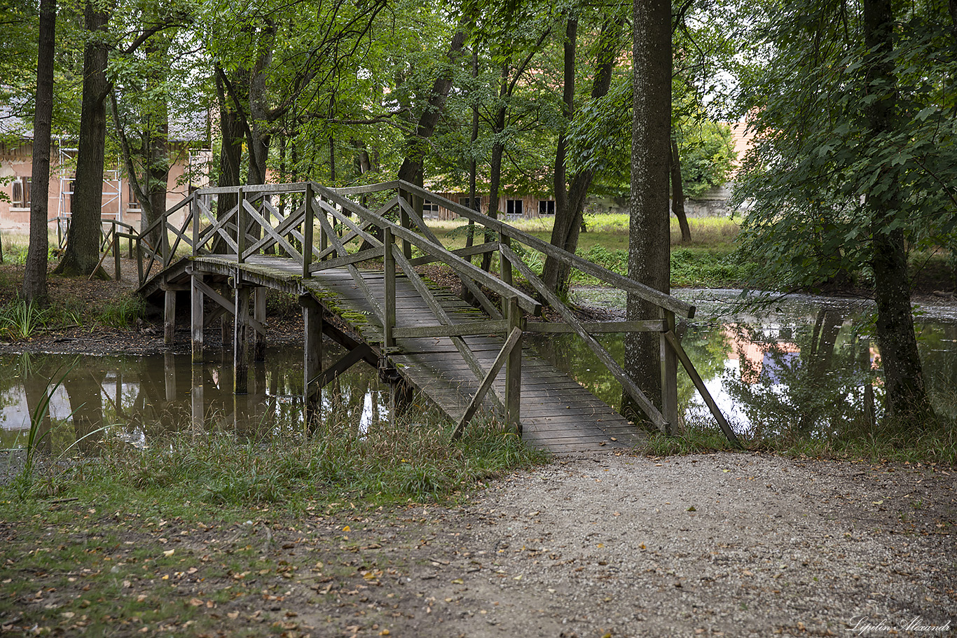 Замок Вайссенштайн (Schloss Weissenstein) 