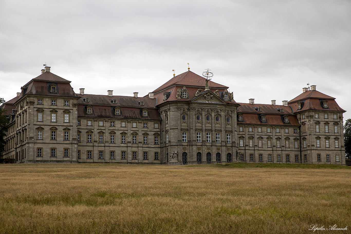 Замок Вайссенштайн (Schloss Weissenstein) 