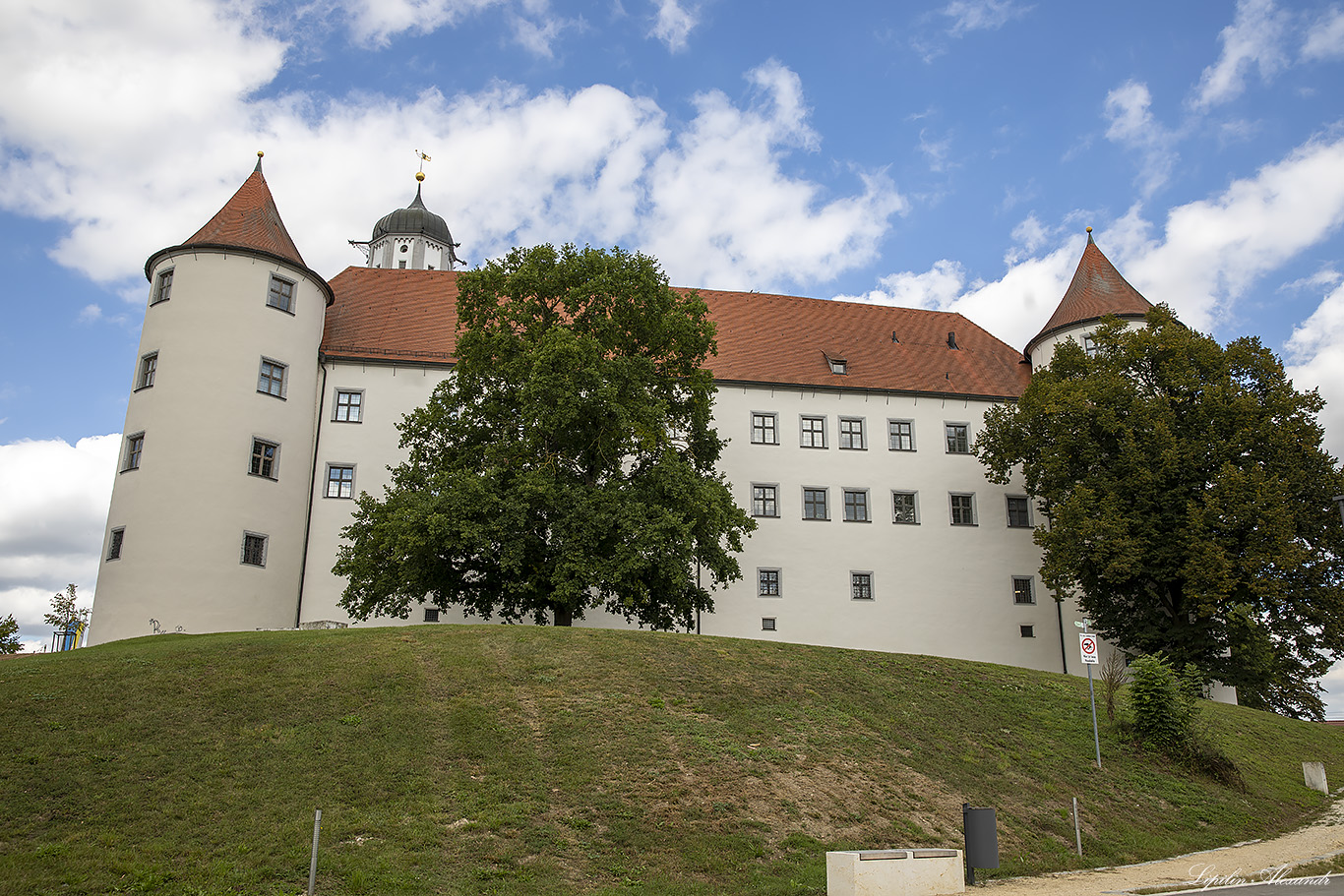 Замкок Хёхштедт ( Schloss Höchstädt)