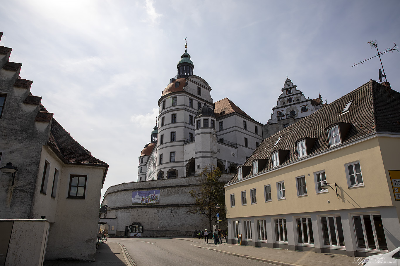Нойбургский замок (Schloss Neuburg)