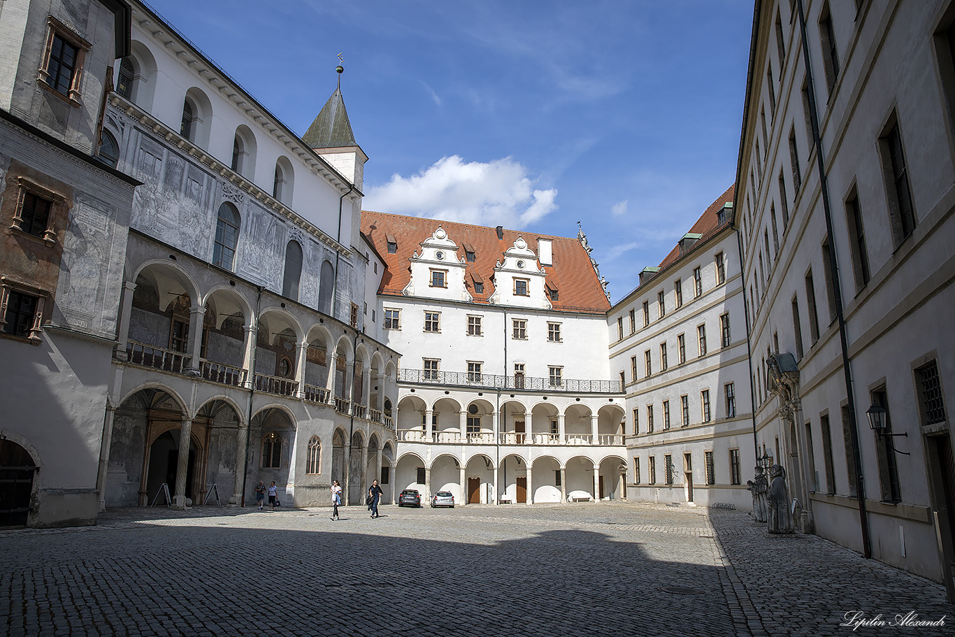 Нойбургский замок (Schloss Neuburg)