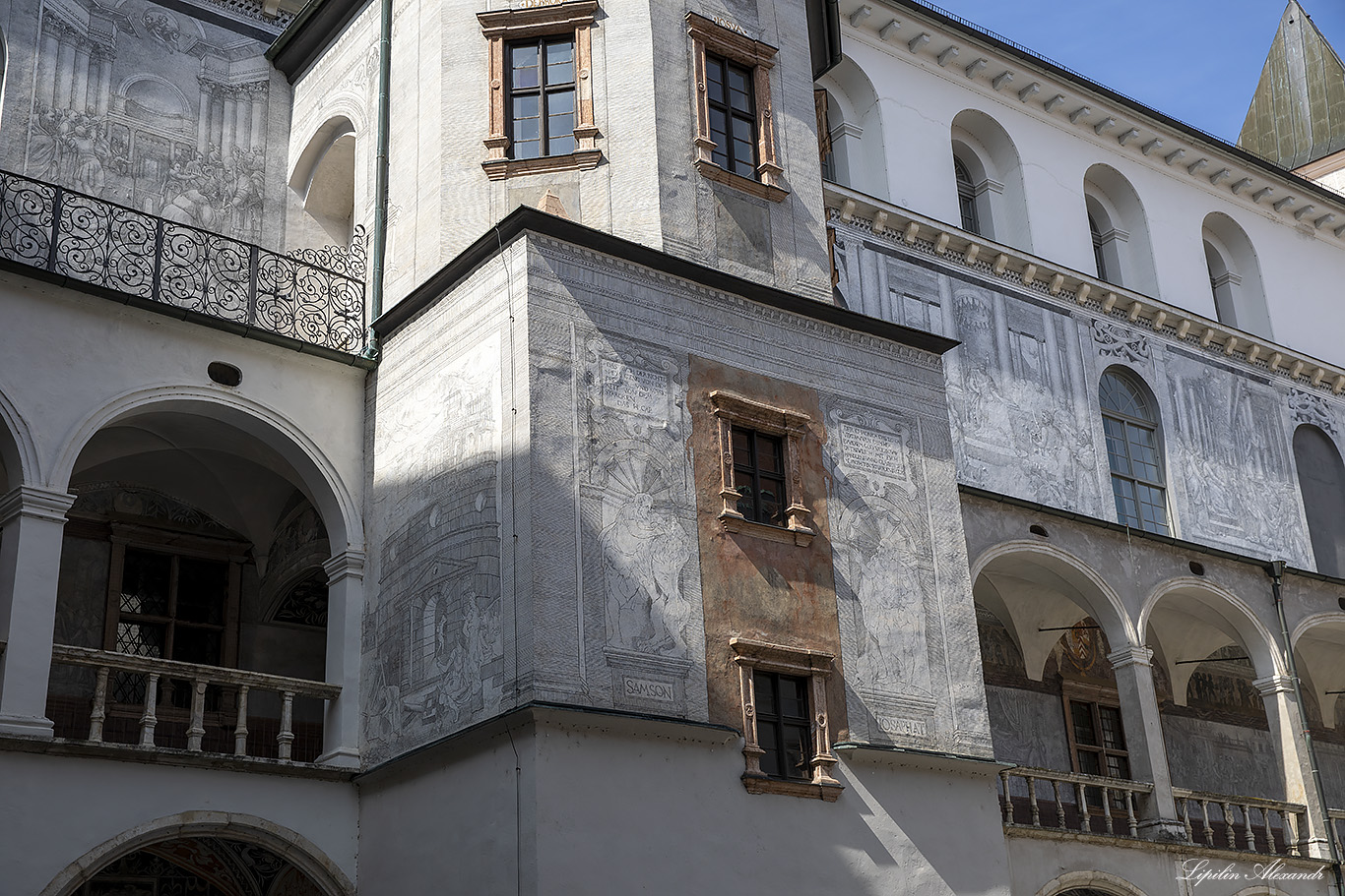 Нойбургский замок (Schloss Neuburg)