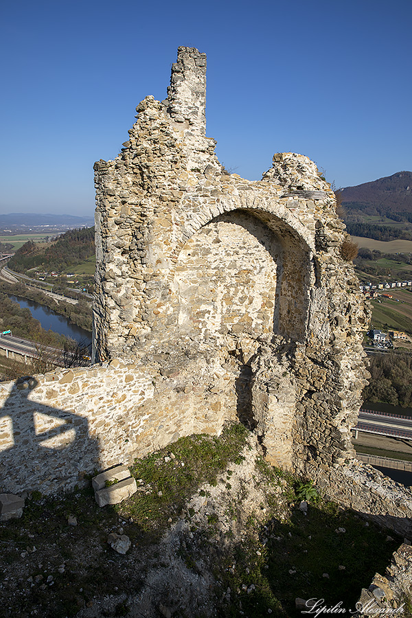 Поважский град (Považský hrad) 