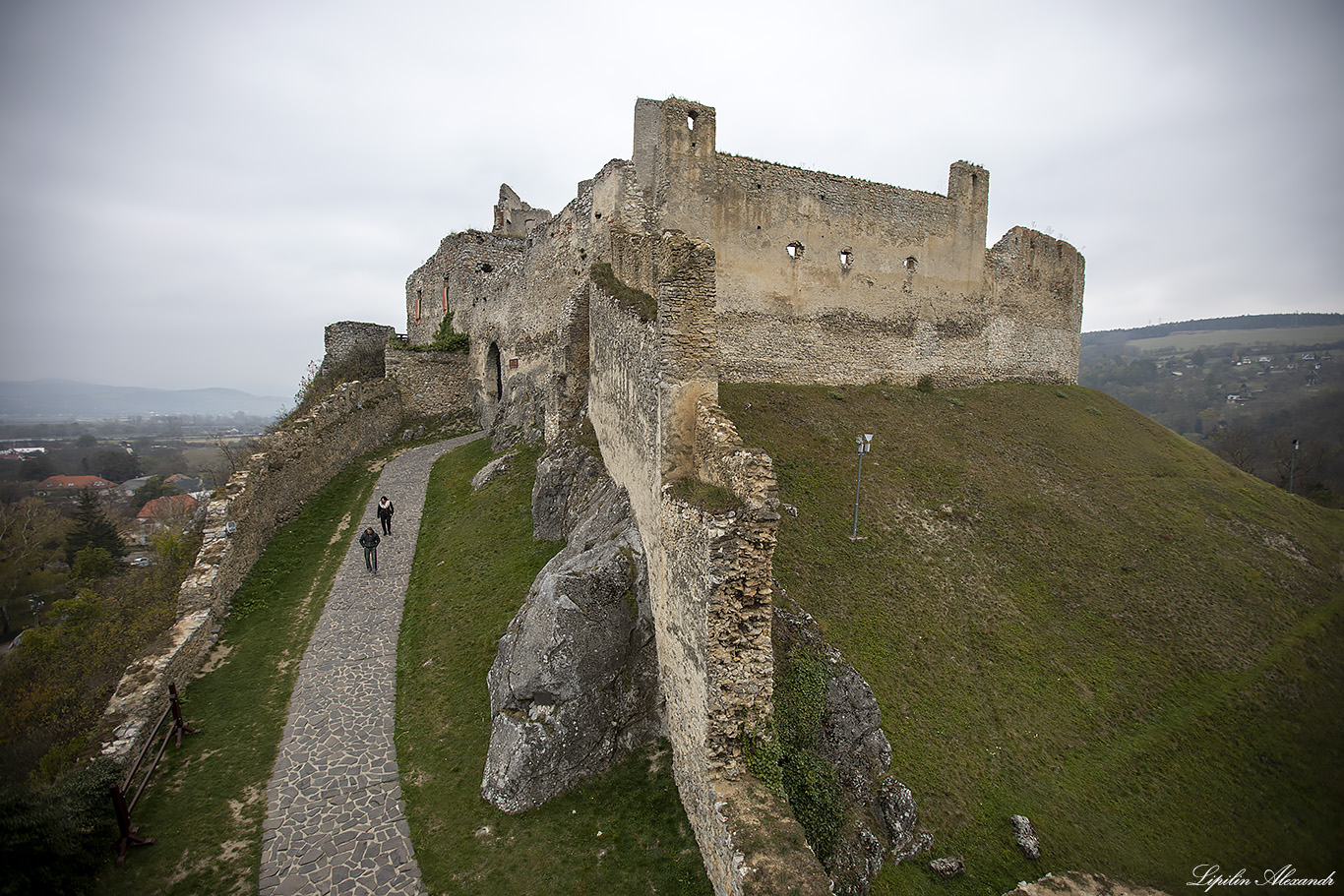 Бецковский замок (Beckovský hrad)