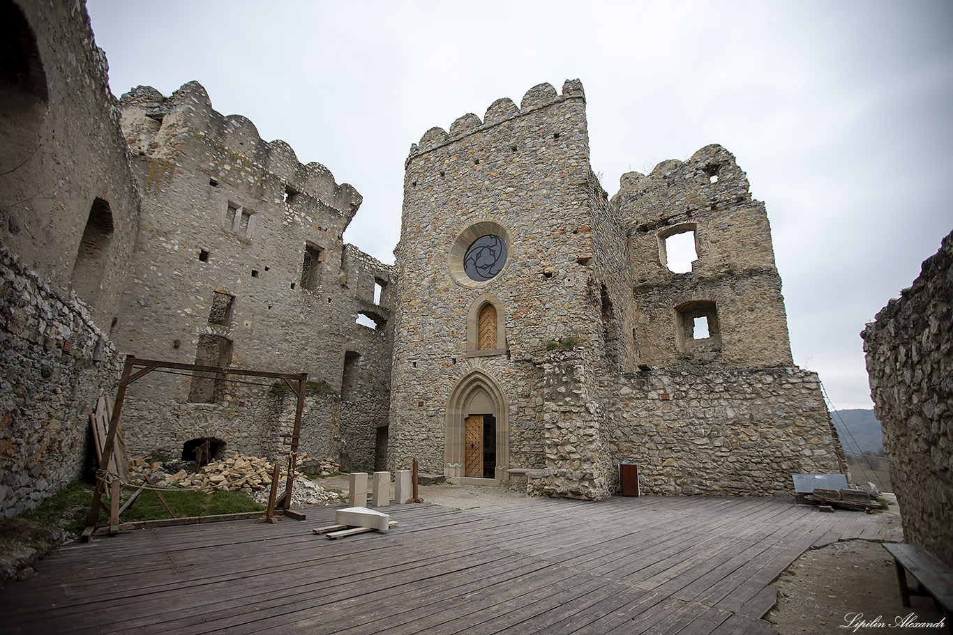Бецковский замок (Beckovský hrad)