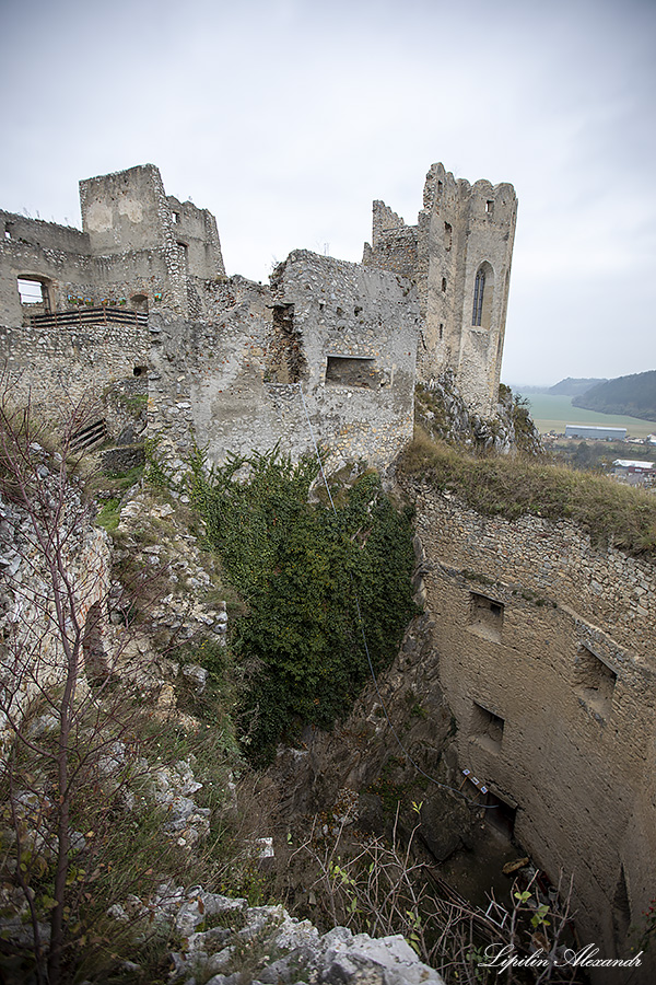 Бецковский замок (Beckovský hrad)