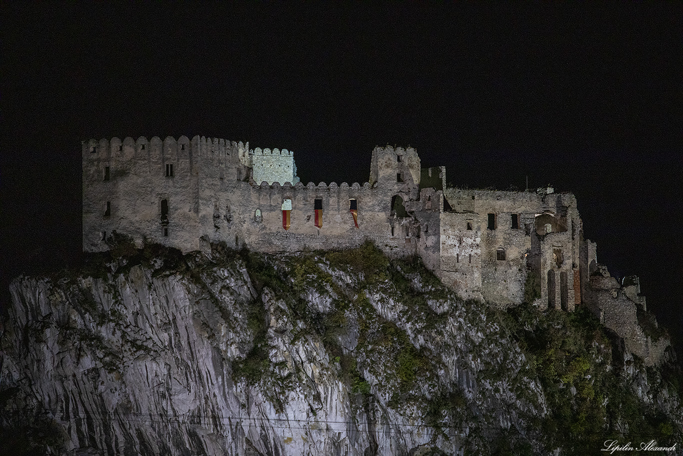 Бецковский замок (Beckovský hrad)