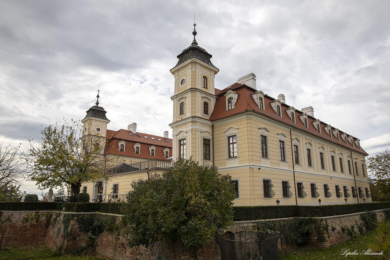 Замок Терезии (Theresia Chateau)