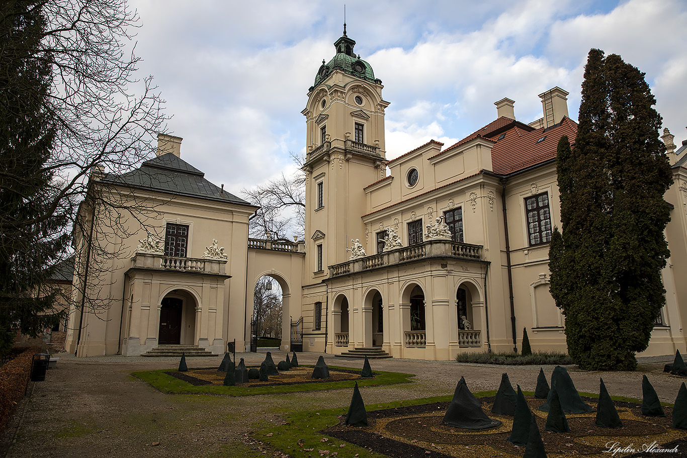 Дворец Замойских( Pałac w Kozłówce)