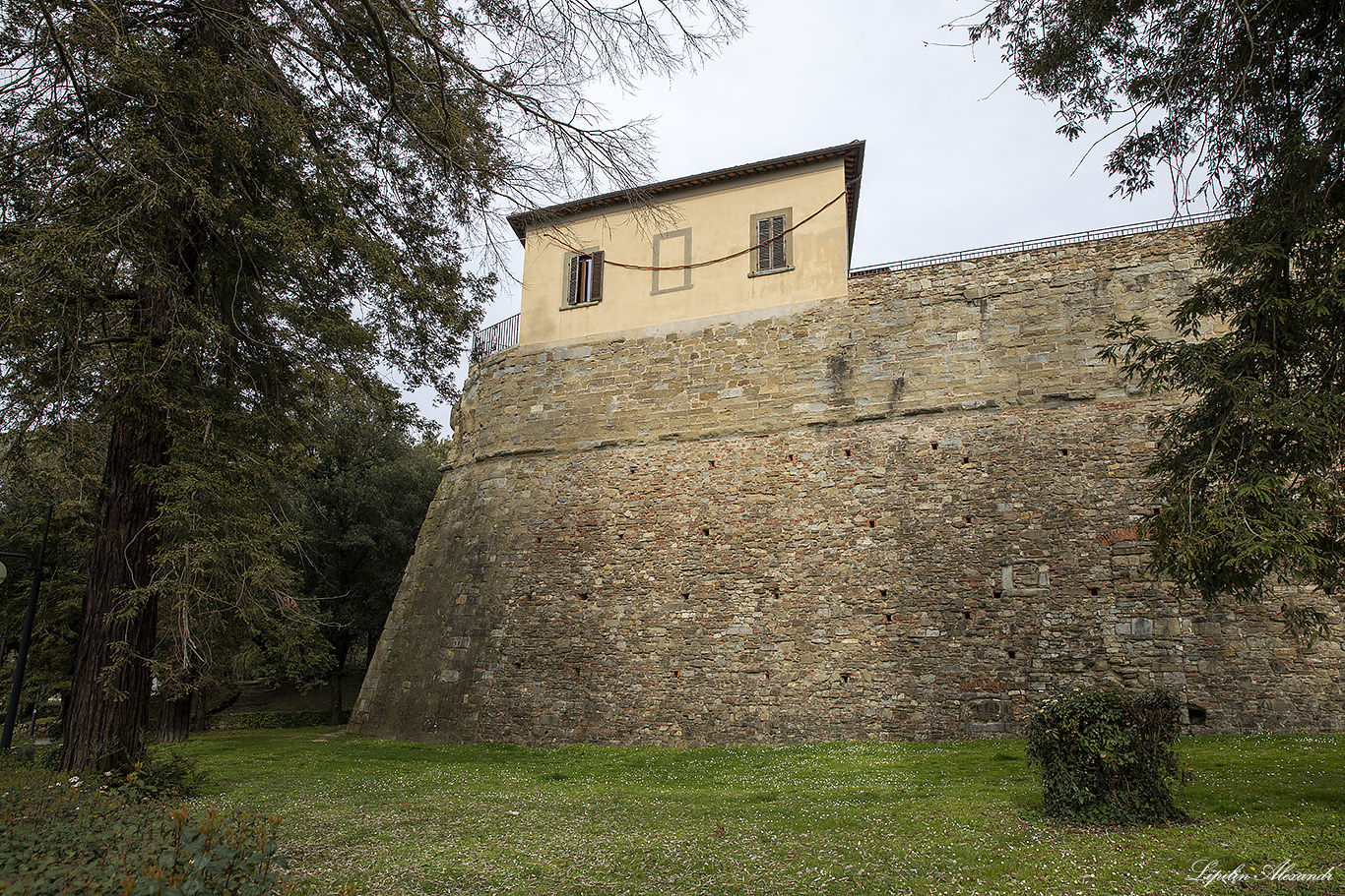 Крепость Медичи (Fortezza Medicea)