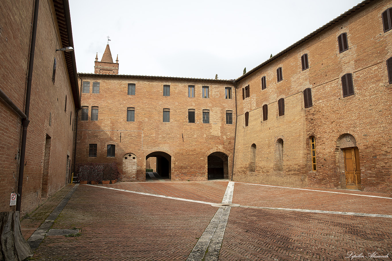 Монастырь Монте-Оливето-Маджоре (Abbazia territoriale di Monte Oliveto Maggiore) 