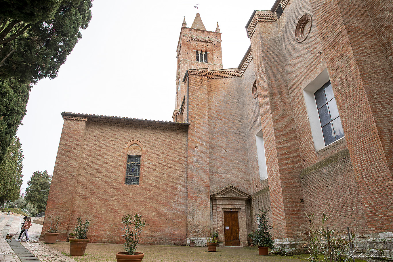 Монастырь Монте-Оливето-Маджоре (Abbazia territoriale di Monte Oliveto Maggiore) 