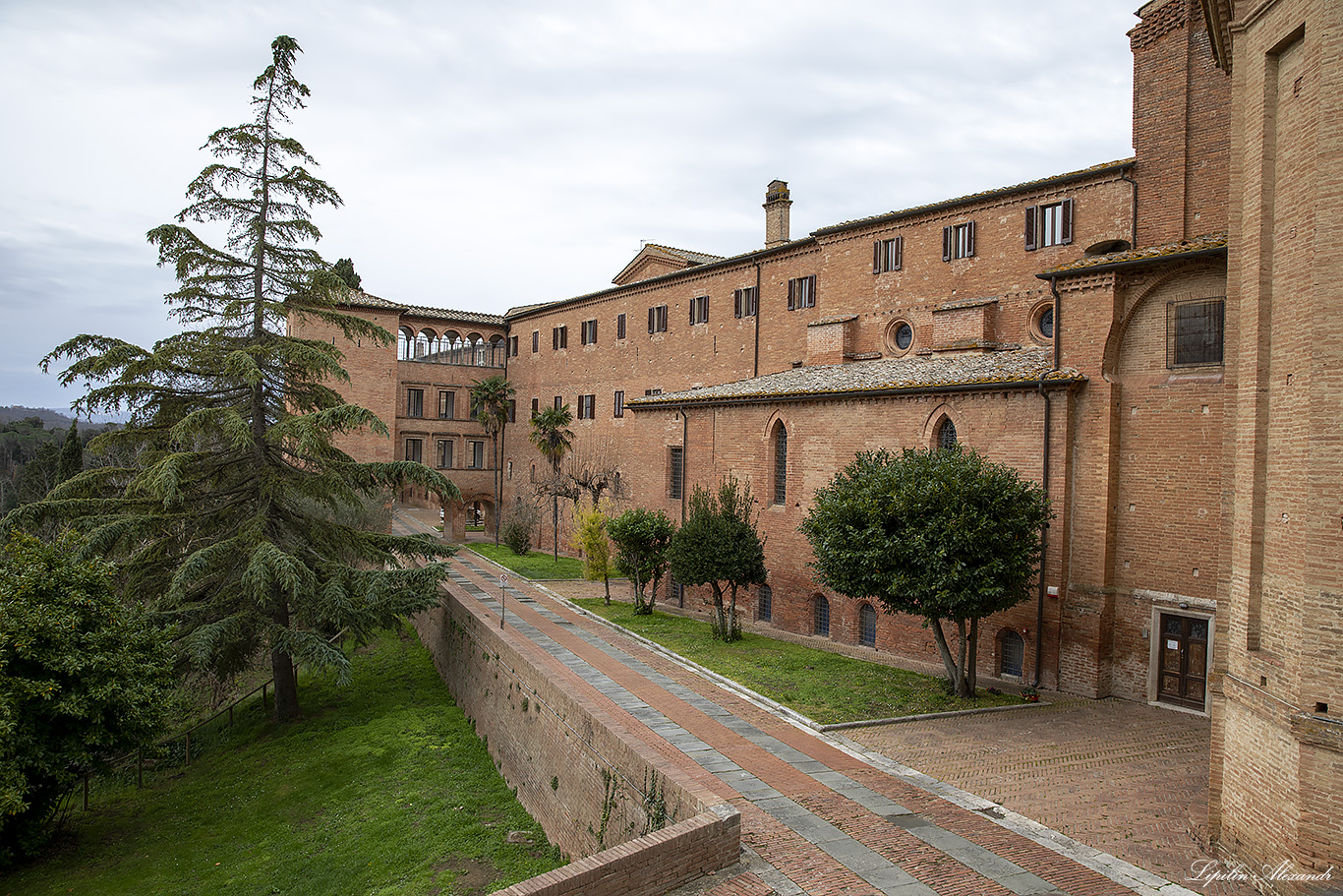 Монастырь Монте-Оливето-Маджоре (Abbazia territoriale di Monte Oliveto Maggiore) 