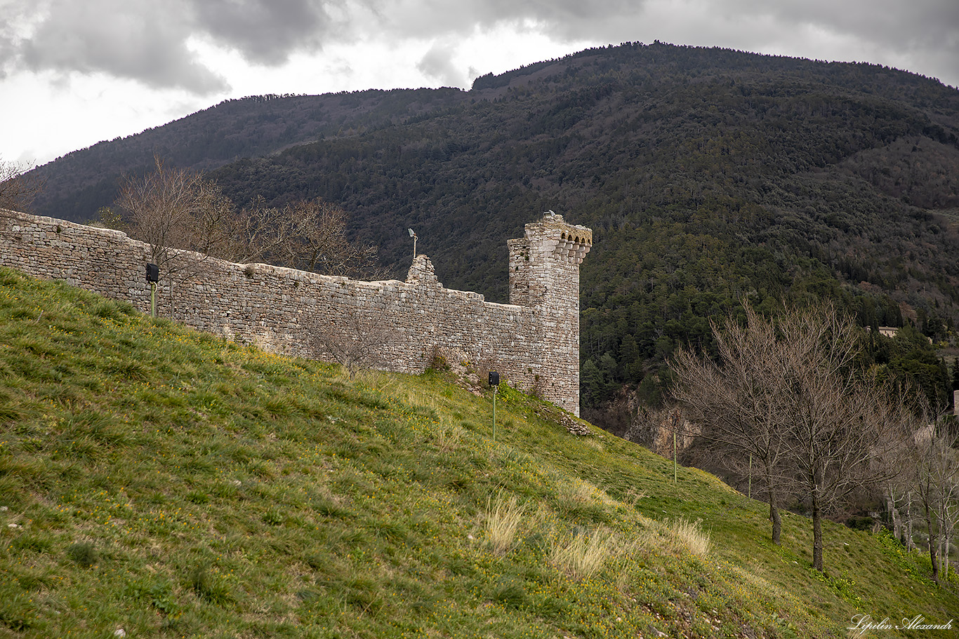 Крепость Рокка Маджоре (Rocca Maggiore)