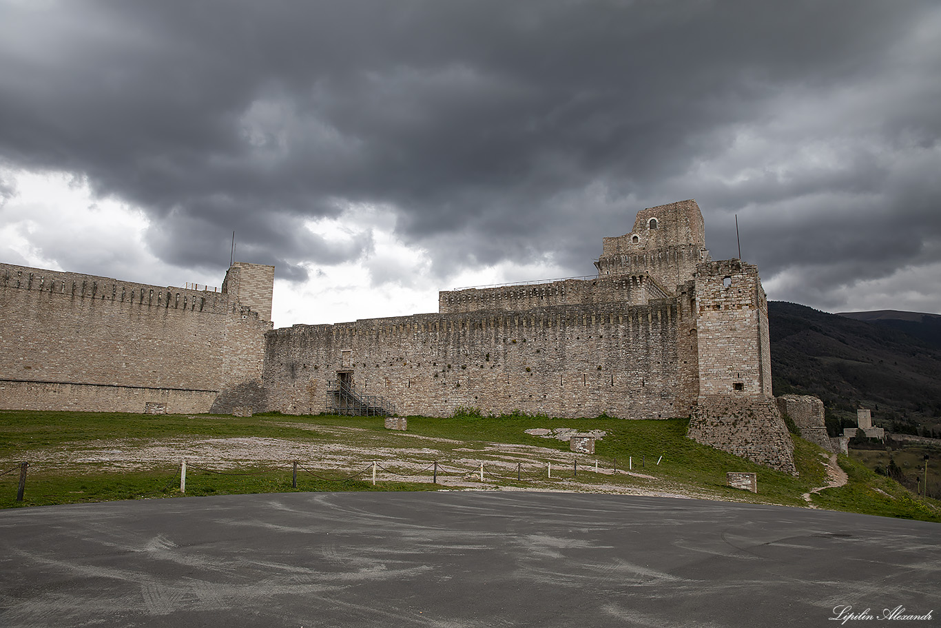 Крепость Рокка Маджоре (Rocca Maggiore)