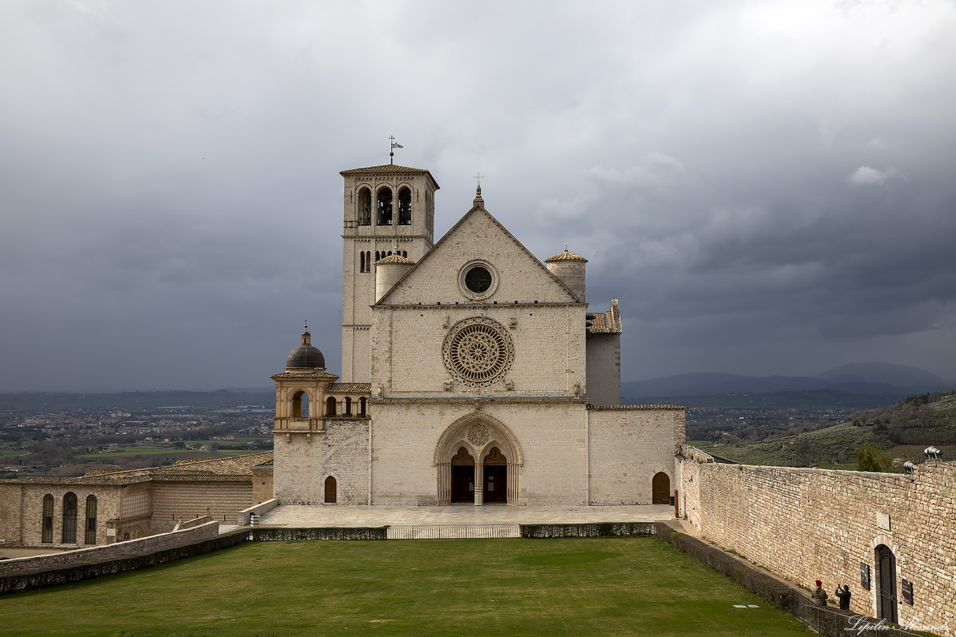 Базилика Святого Франциска (Basilica di San Francesco d'Assisi)