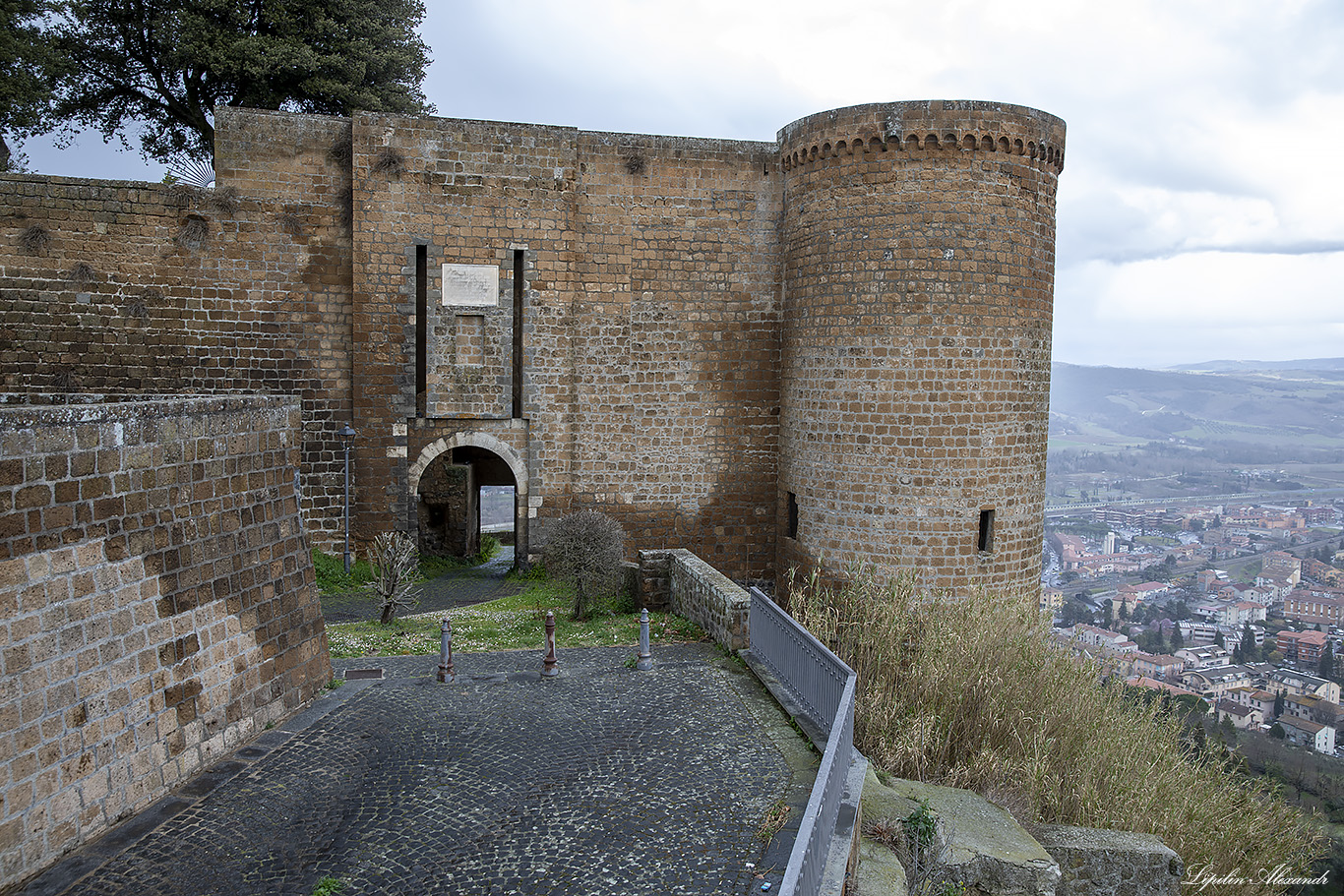 Крепость Альборноса (Rocca Albornoziana)