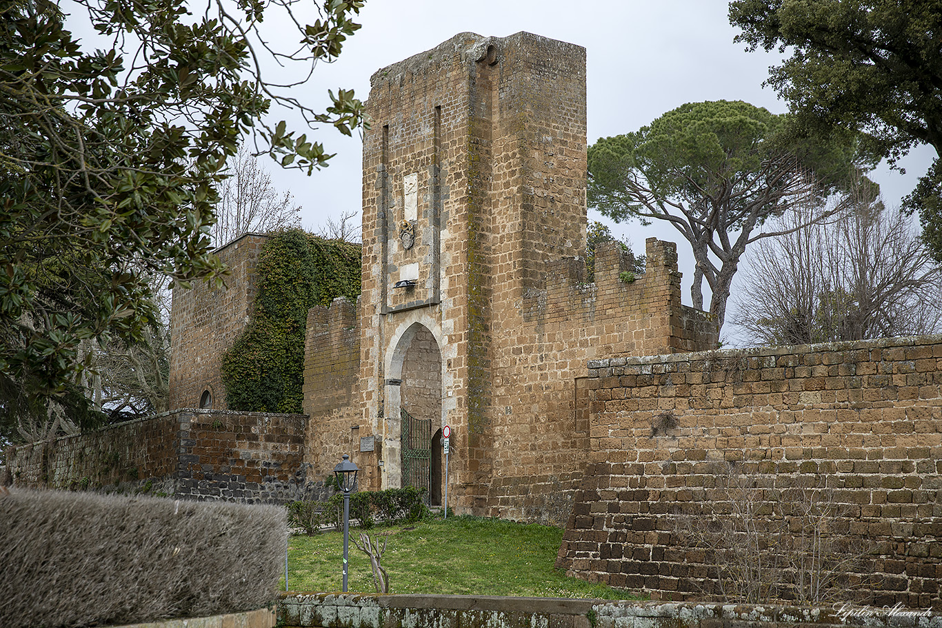 Крепость Альборноса (Rocca Albornoziana)