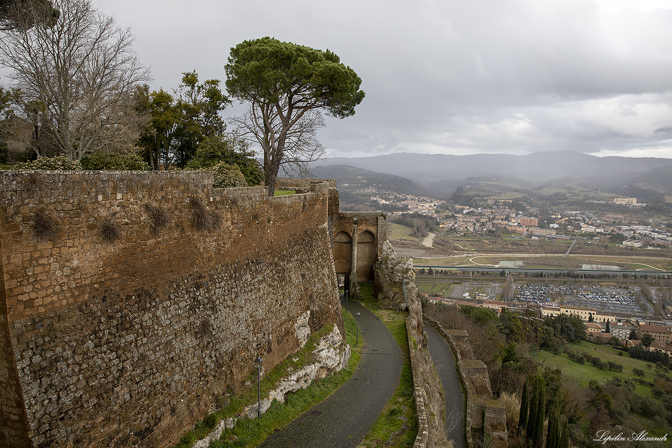 Крепость Альборноса (Rocca Albornoziana)