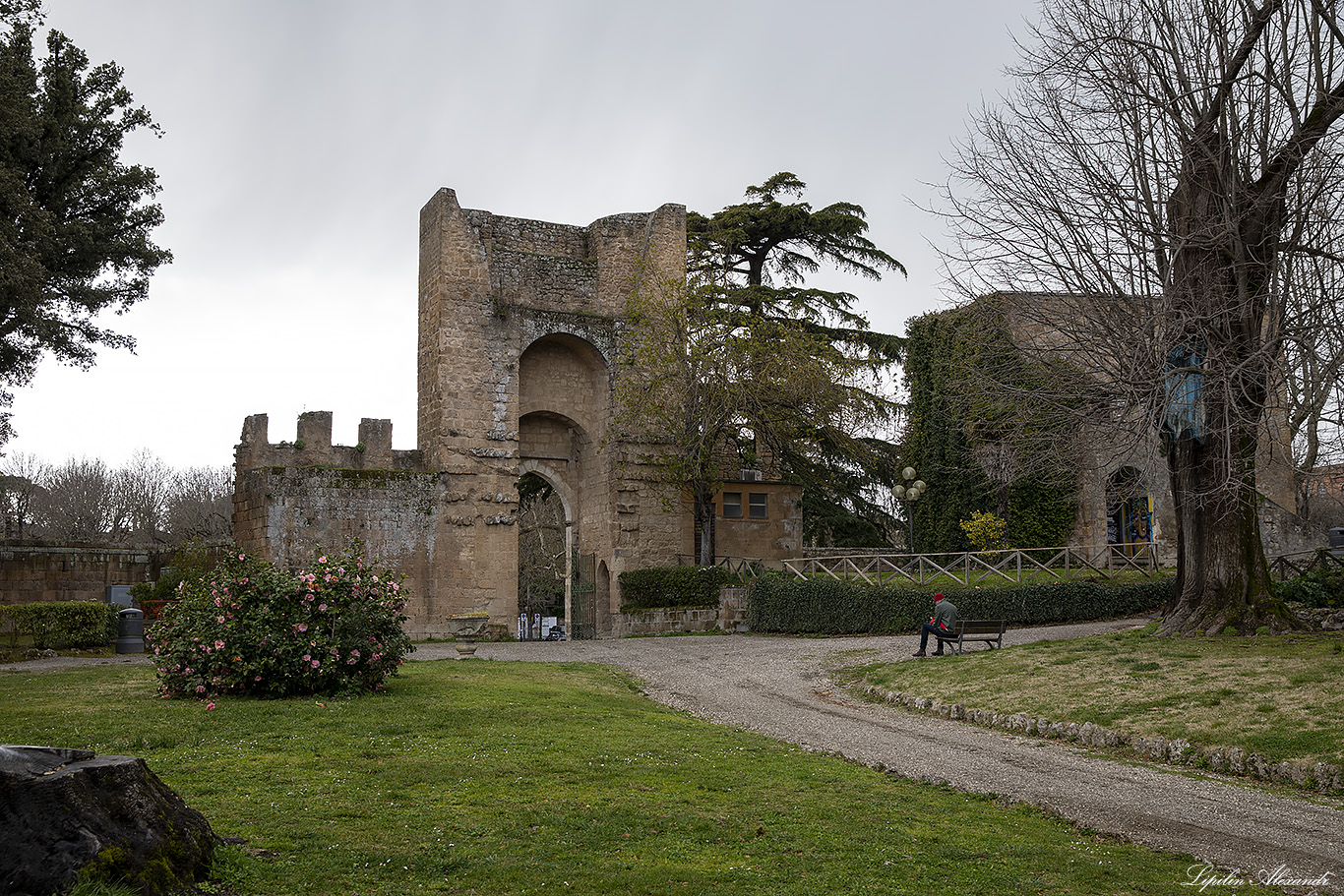 Крепость Альборноса (Rocca Albornoziana)