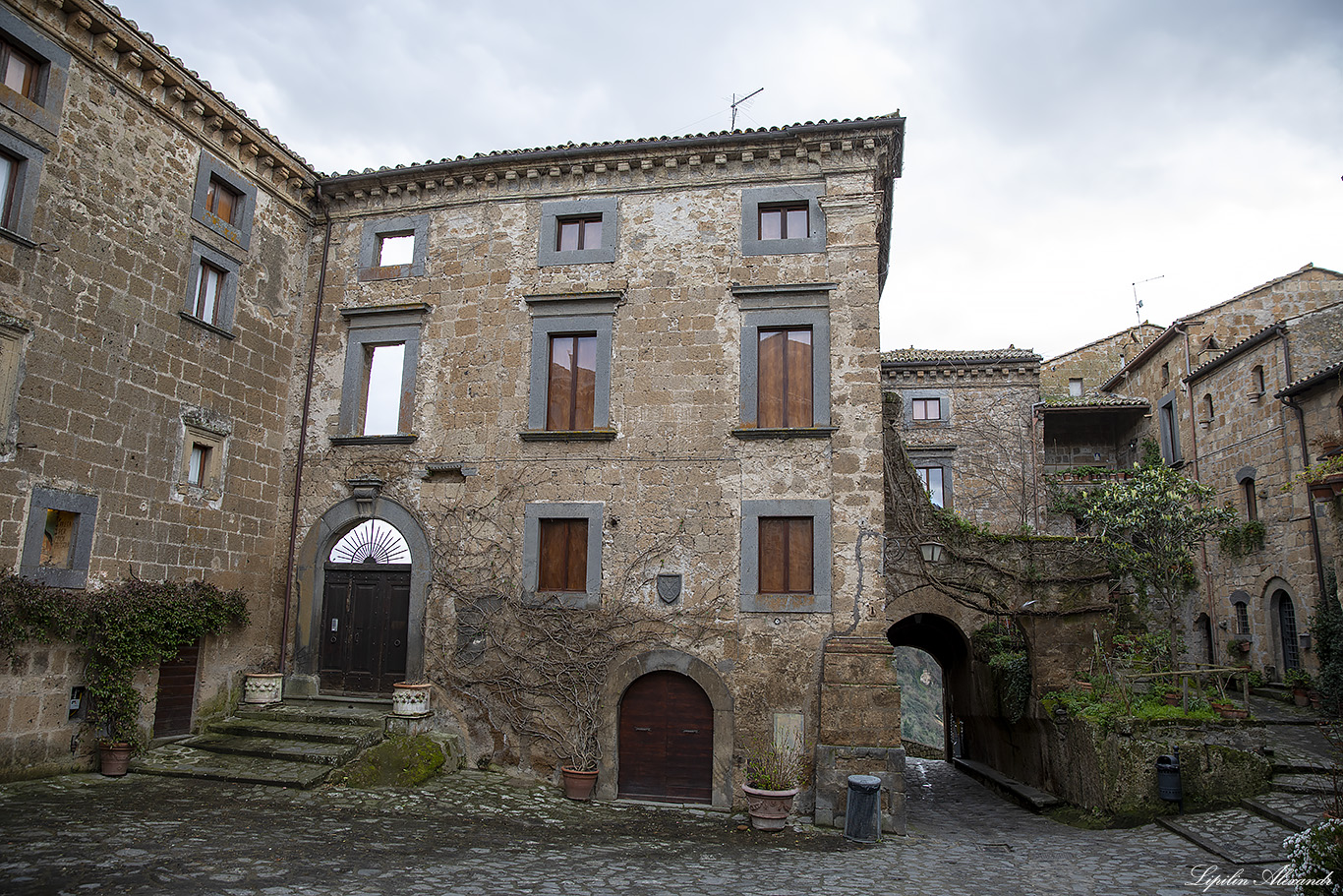 Чивита-ди-Баньореджо (Civita di Bagnoregio) - Италия (Italy)