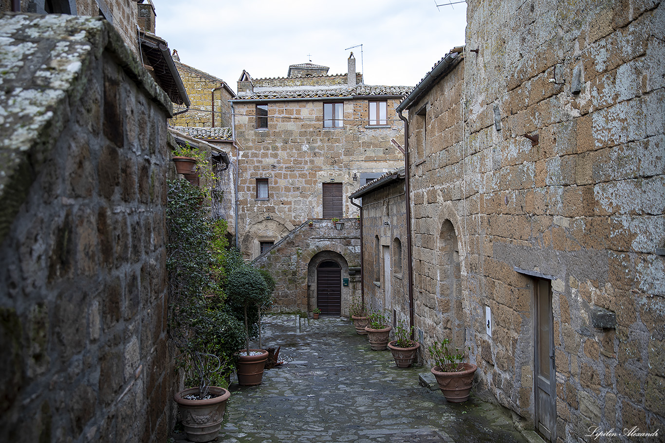 Чивита-ди-Баньореджо (Civita di Bagnoregio) - Италия (Italy)