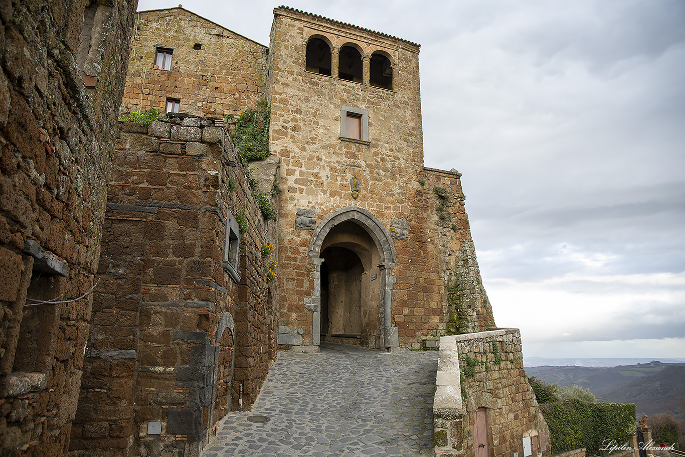 Чивита-ди-Баньореджо (Civita di Bagnoregio) - Италия (Italy)