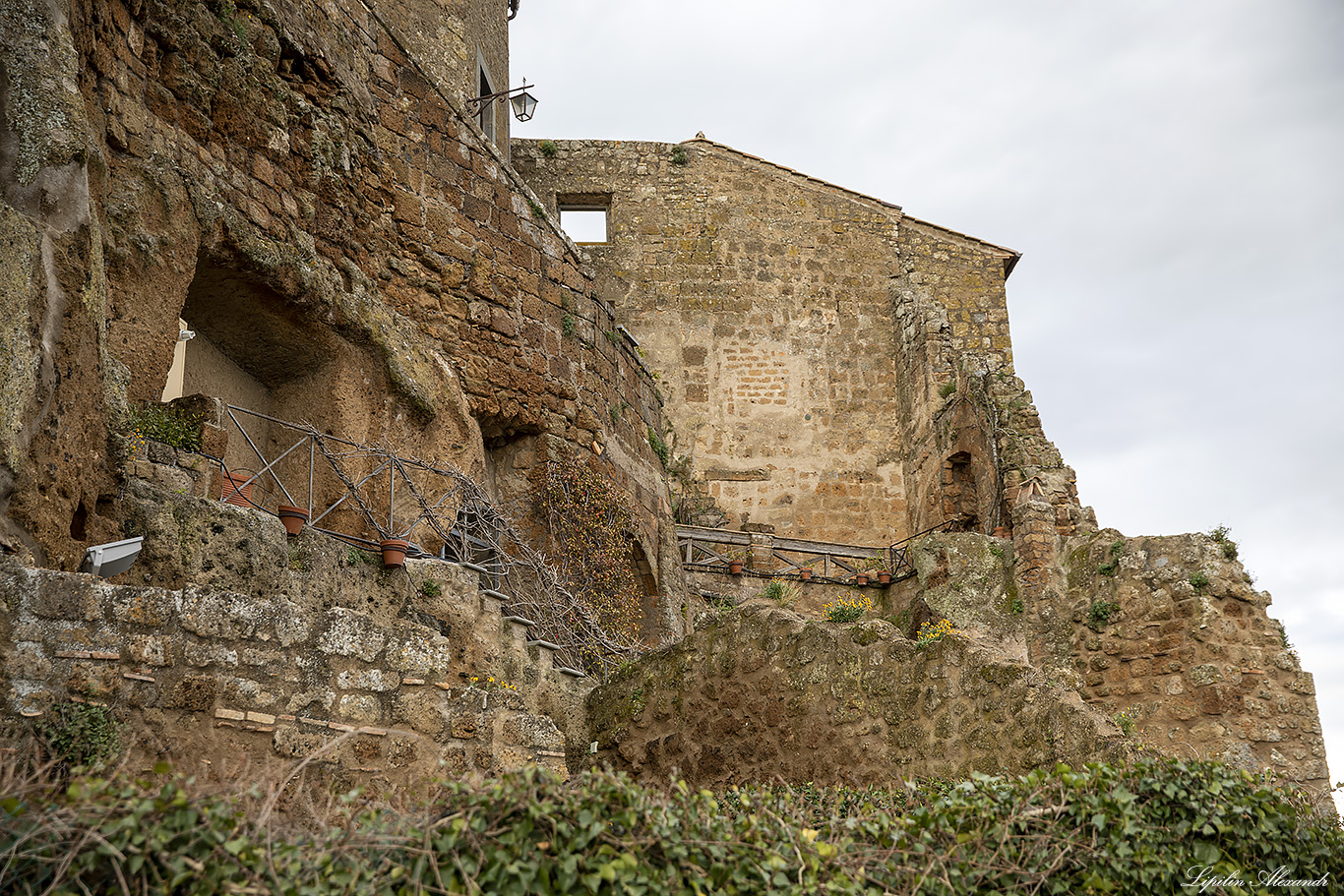 Чивита-ди-Баньореджо (Civita di Bagnoregio) - Италия (Italy)