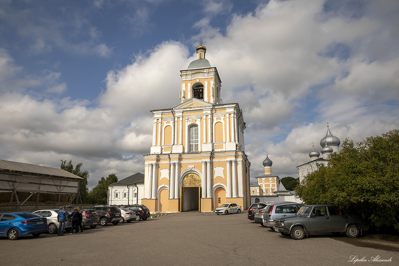 Спасо-Преображенский Варлаамо-Хутынский женский монастырь 